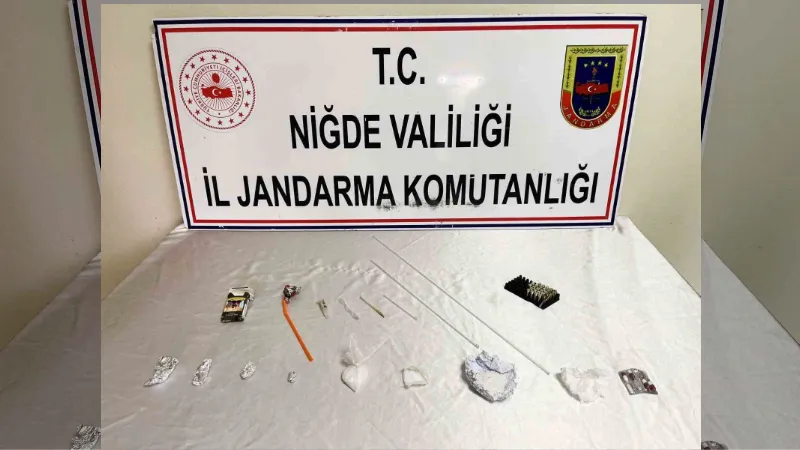 Jandarmadan uyuşturucu operasyonu: 3 tutuklama