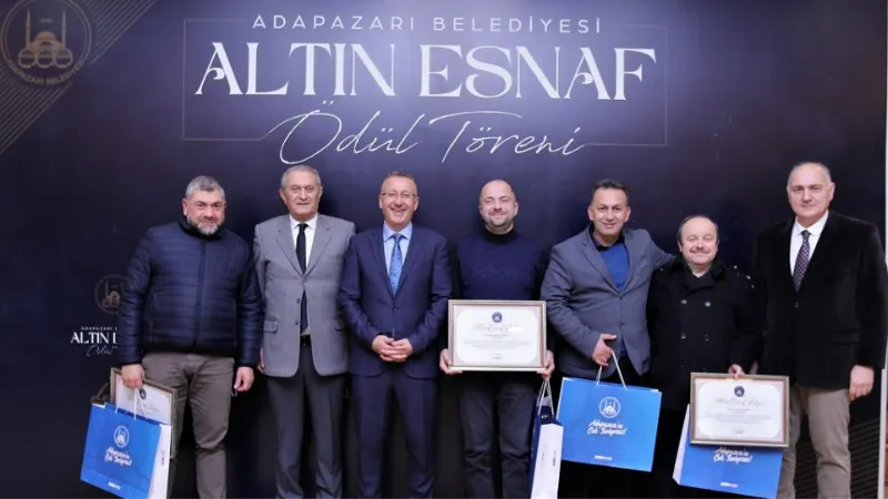 Adapazarı’nda altın esnaflar belgelerini aldı