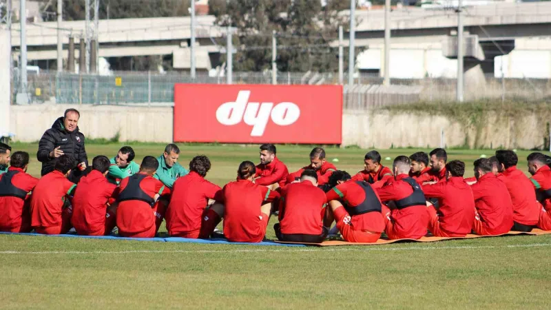 Kaf-Kaf, 4 maç sonra kalesini gole kapattı