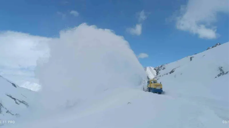 Hakkari-Şırnak karayolu ulaşıma açıldı