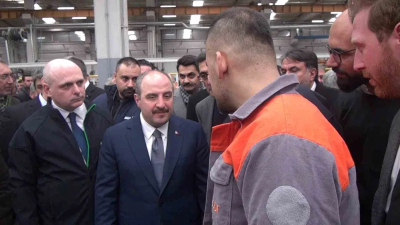 Bakan Varank, Balıkesir’de fabrikaları inceledi