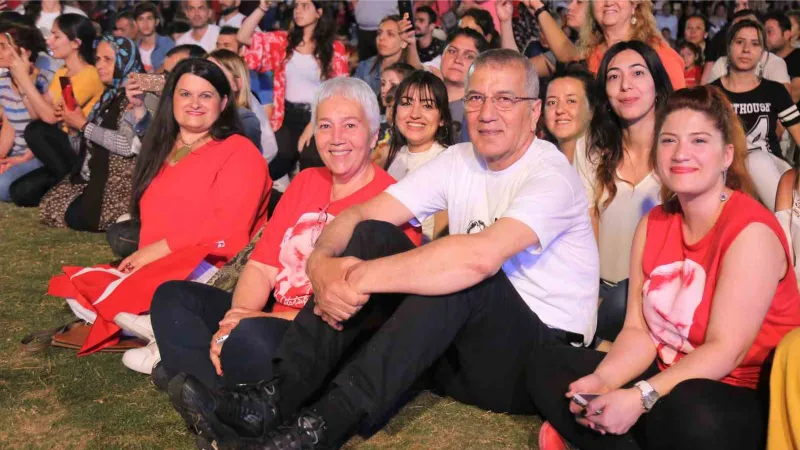 Mezitli Belediyesinin öğrenci yardımları hesaplara yatırıldı