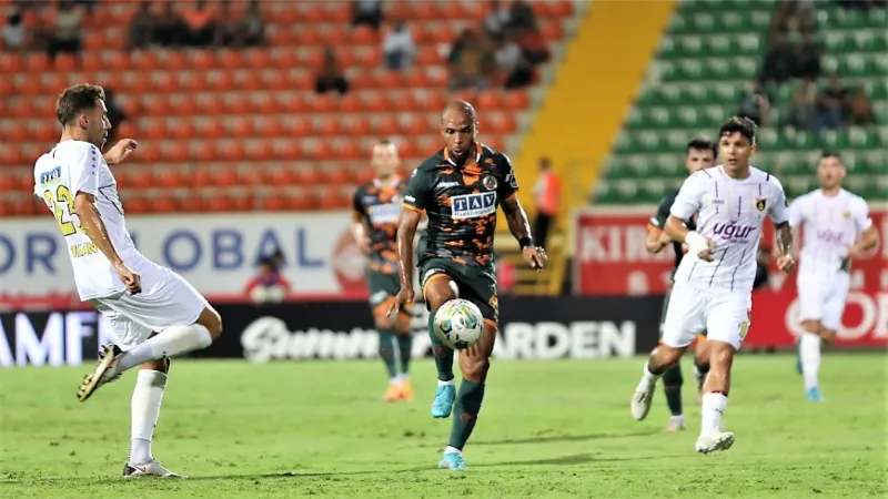 İstanbulspor ile Alanyaspor 2. randevu