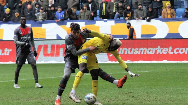 Spor Toto Süper Lig: MKE Ankaragücü: 0 - 2 Fatih Karagümrük (Maç sonucu)