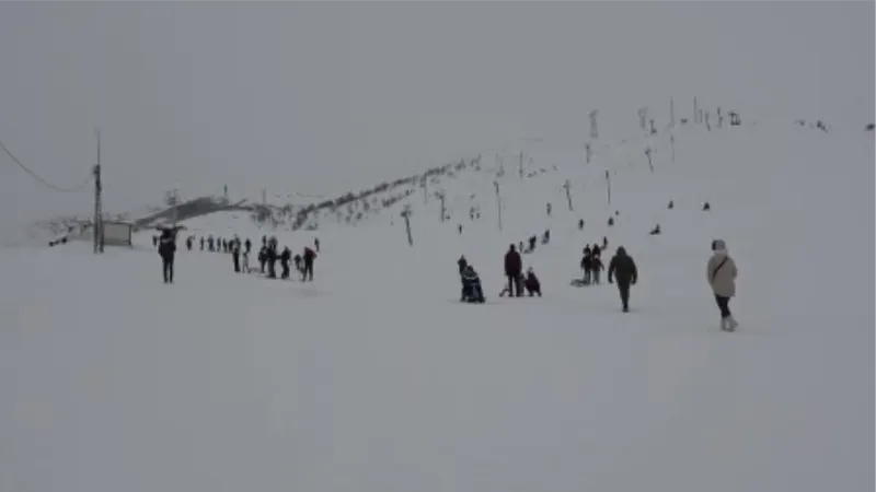 Bitlis’te kayak sezonu açıldı