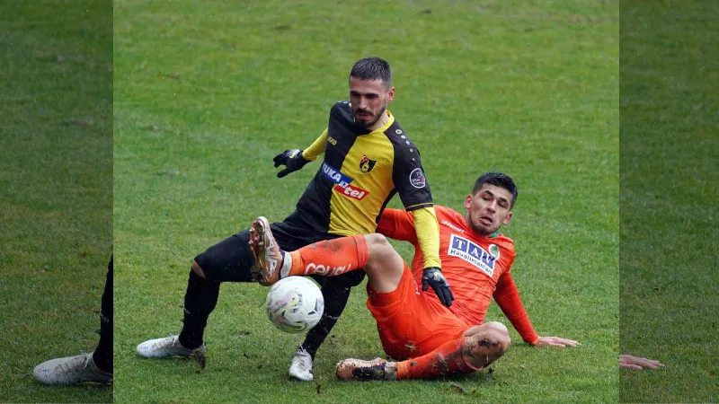 Spor Toto Süper Lig: İstanbulspor: 2 - 1 Alanyaspor  (Maç sonucu)