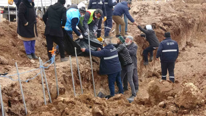 Adıyaman’da en acı görüntüler