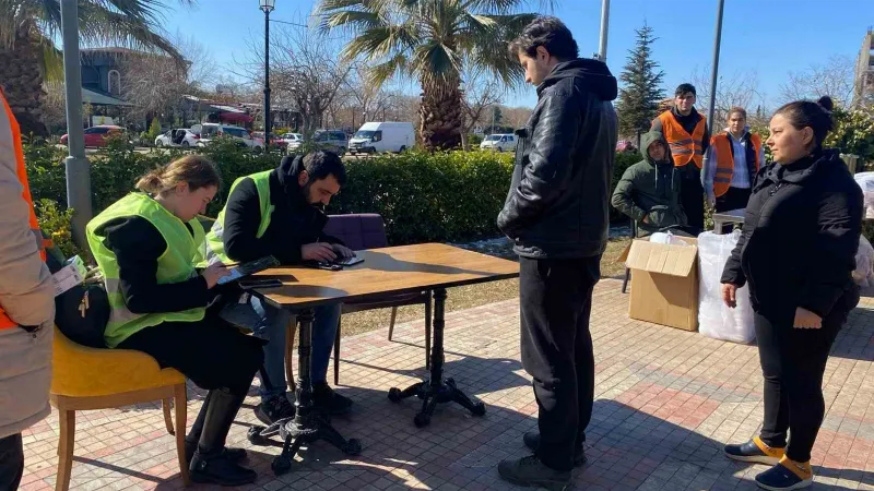 Büyükşehir, e- devlet hasar tespit sonuçları için bilgilendirme masaları kurdu