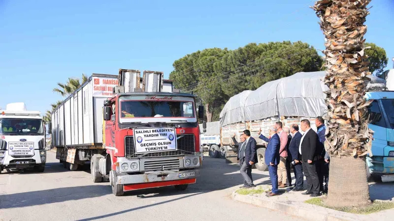 Salihli Belediyesi’nden deprem bölgesine 6 tır yardım