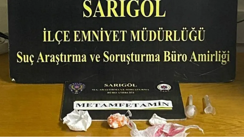 Sarıgöl’de uyuşturucudan 3 gözaltı, bir tutuklama