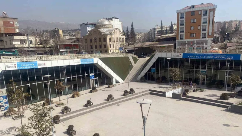 Diyarbakır ekipleri Kahramanmaraş’ta çarşı kent kuruyor