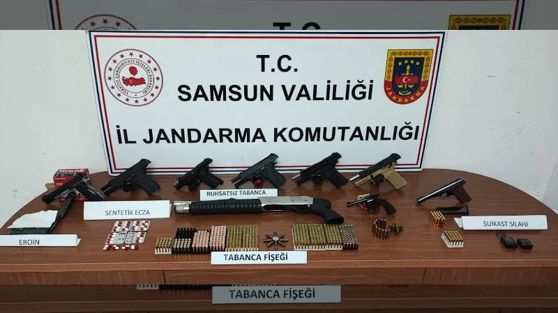 Samsun’da suikast silahının da bulunduğu çok sayıda silah ele geçirildi