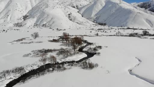 Güzeldere mendereslerinin kar güzelliği hayran bırakıyor