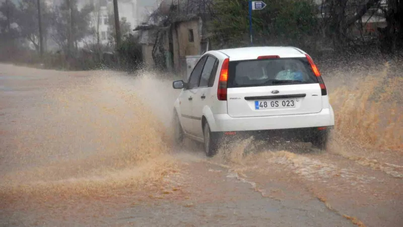 Pazar günü Muğla’ya sağanak yağış uyarısı