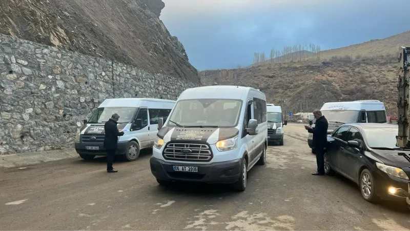 Hakkari’de öğrenci servisleri ve yemek firmaları denetlendi