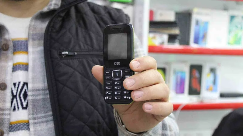 Depremler, tuşlu telefonlara rağbeti artırdı