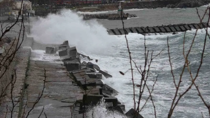 Batı Karadeniz’de fırtına uyarısı