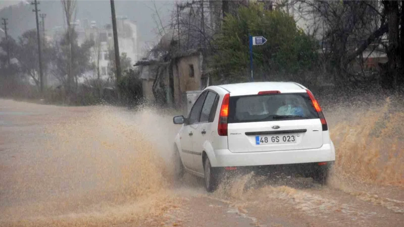 Meteorolojiden Ege ve Akdeniz’e 4 gün yağış uyarısı
