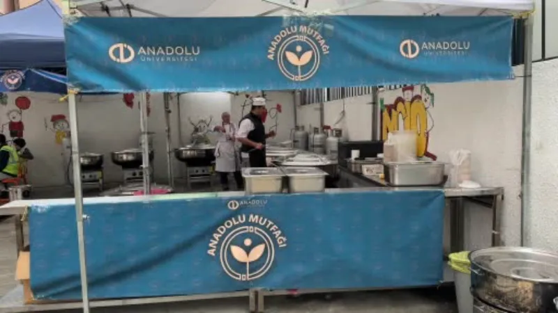 Deprem bölgesinde Anadolu mutfağından her gün 10 bin kişiye sıcak yemek