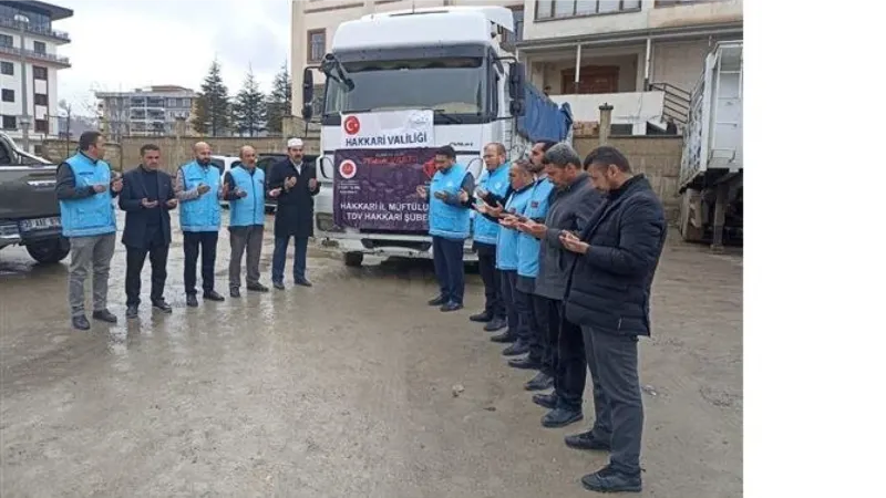 Yardım tırı deprem bölgesine uğurlandı