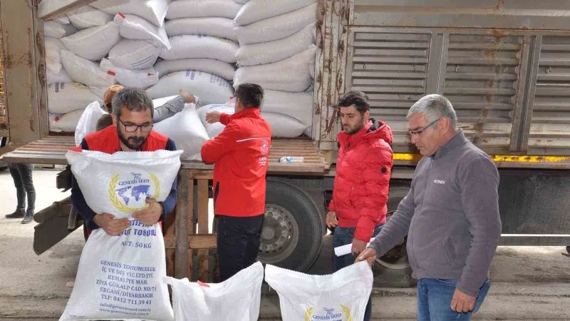 Elbistan’da üreticilere yüzde 75’i hibe destekli nohut tohumu dağıtıldı