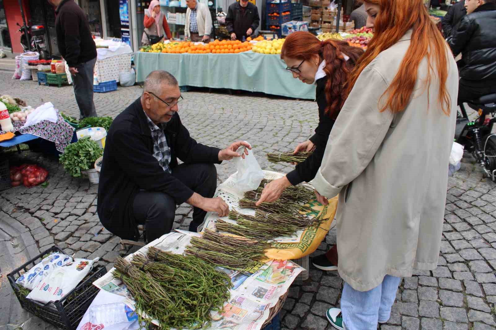 Aydın’ın acı otu fiyatıyla da görenlerin yüzünü buruşturuyor