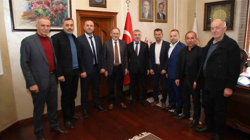Başkan Özdemir: "Amacımız ve önceliğimiz halka hizmet götürmek"