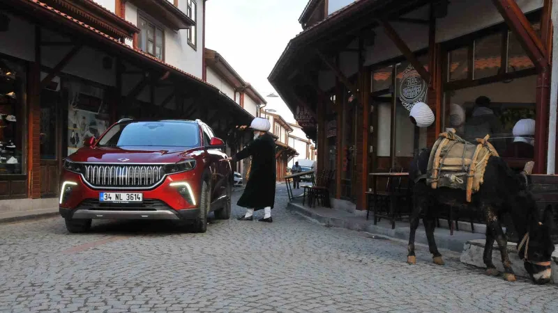 Yerli otomobil TOGG’a Akşehir’de yoğun ilgi