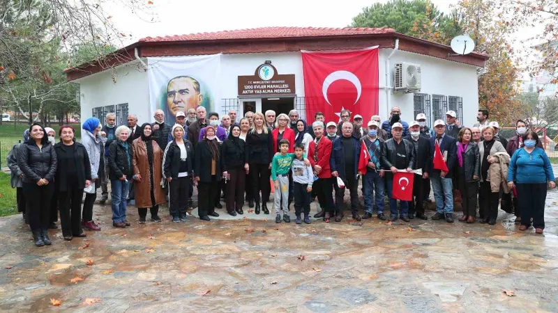 Merkezefendili büyükler verimli ve kaliteli vakit geçiriyor