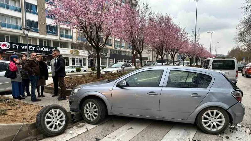 Kastamonu’da 3 araç çarpıştı: 1 yaralı