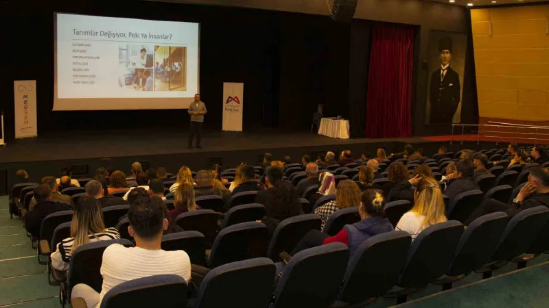 Mersin Büyükşehir Belediyesi personeline etkili iletişim eğitimi