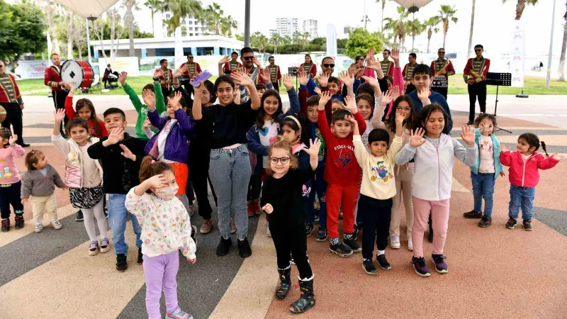 Kent Orkestrası Bandosundan ’Çocuk Şarkıları’ etkinliği