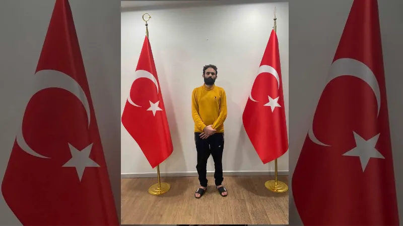 Terör örgütü mensubu firari Rasim Akyol, Türkiye’ye getirildi