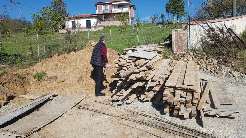 İnşaat hırsızları güvenlik kamerasına yakalandı