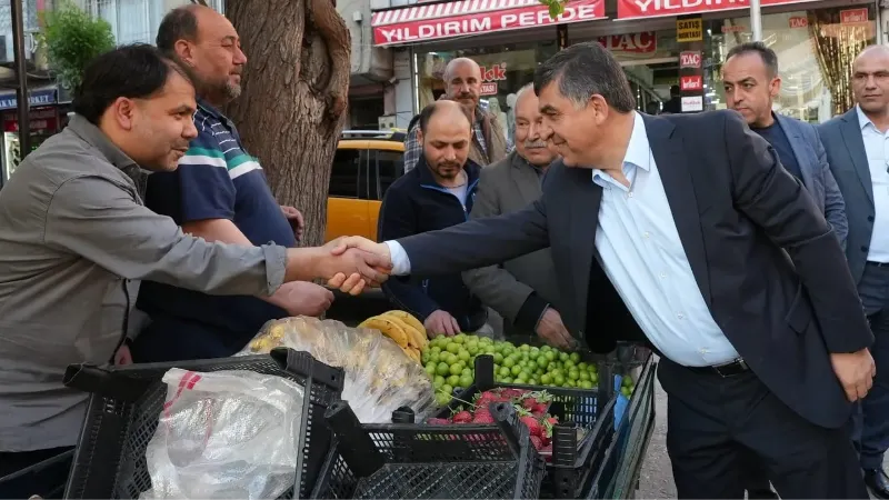 Fadıloğlu, esnafın sorunlarını dinledi