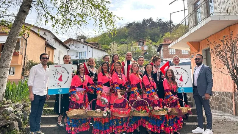 Nilüfer Belediyesi Halk Dansları Topluluğu Bulgaristan’da gönülleri fethetti