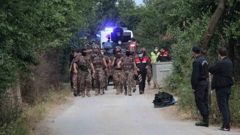 Babasını öldürüp annesini rehin almış, 9 kişiyi de yaralamıştı: Sanığa rekor ceza