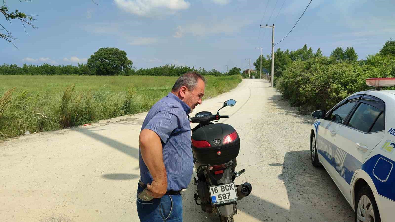 Motosiklet ile kamyonet çarpıştı: 1’i ağır 2 yaralı