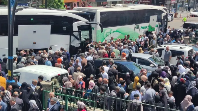 Bingöl’den kutsal topraklara gidecek ilk hac kafilesi uğurlandı