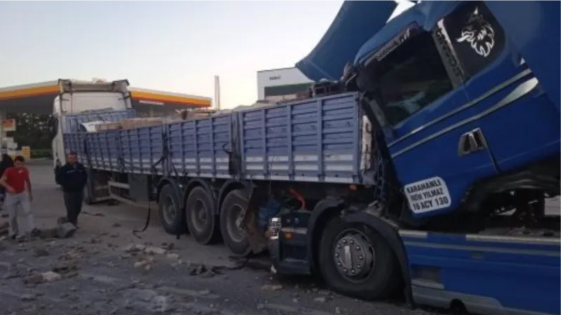 Eskişehir’de tır kazası: 1’i ağır 4 yaralı