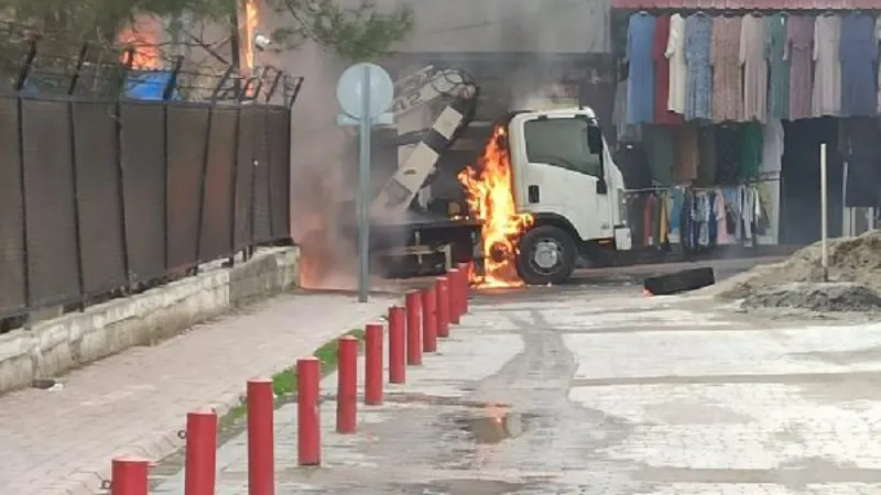 Diyarbakır’da enerji şirketine ait araç yandı