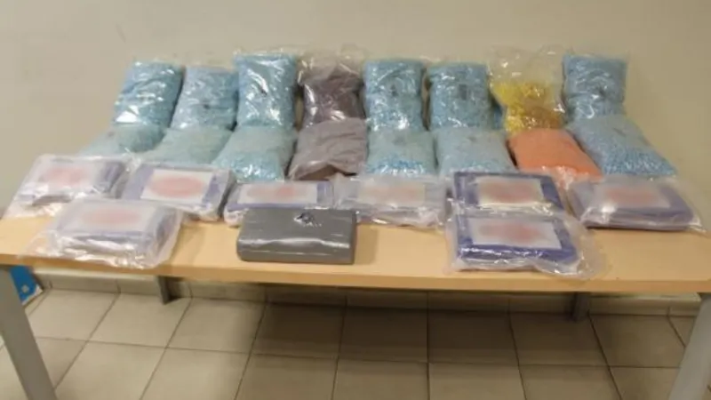 Kapıkule'de 10,5 kilo kokain ve 31,5 kilo ecstasy ele geçirildi