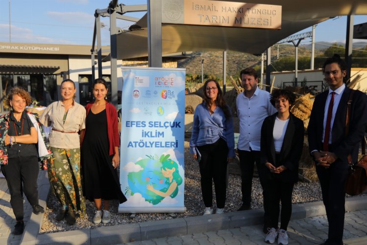 İzmir'de Efes Selçuklu çocuklara 'iklim' atölyesi