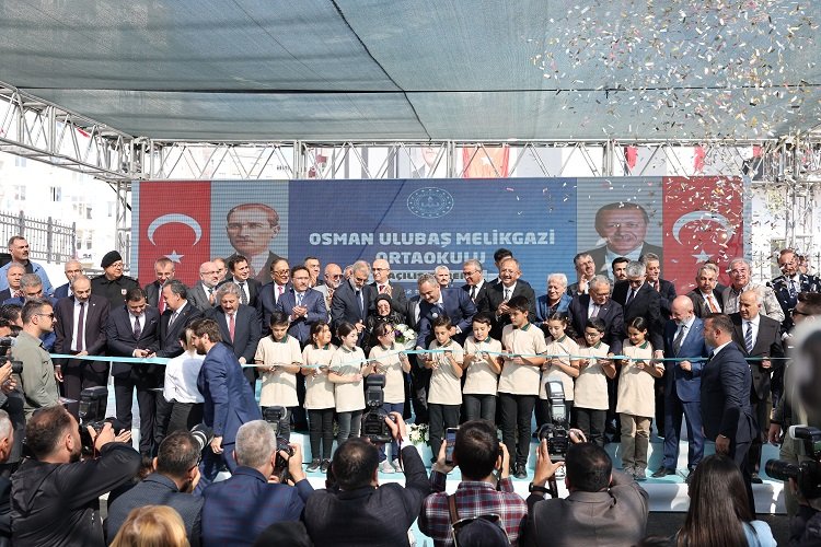Osman Ulubaş Eğitim Kompleksi'ne görkemli açılış