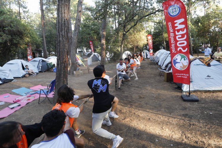 Muğla'da üniversite öğrencileri kampta buluştu