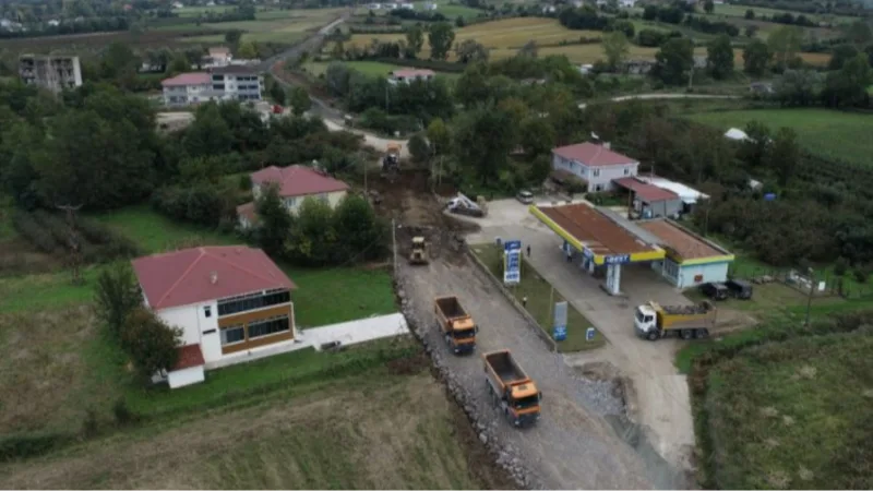 Tekkeköy’de 18 mahallenin yol sorunu çözülüyor