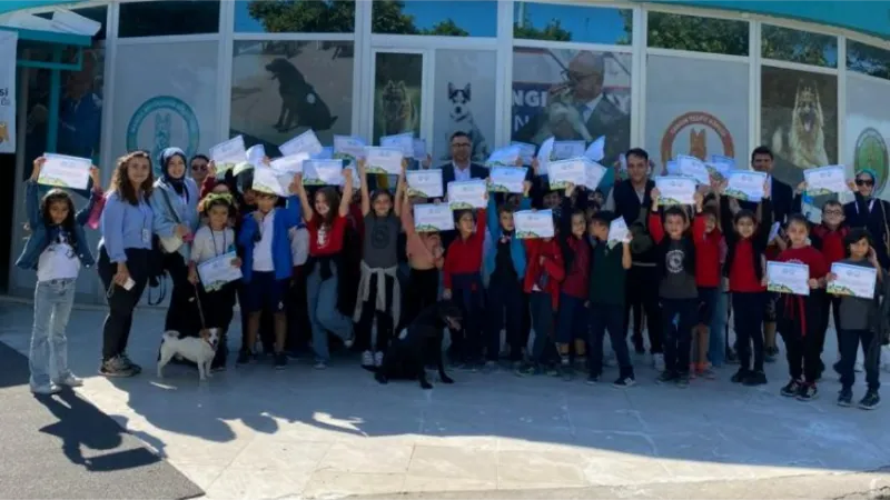Manisa'da hayvan sevgisine eğlenceli farkındalık