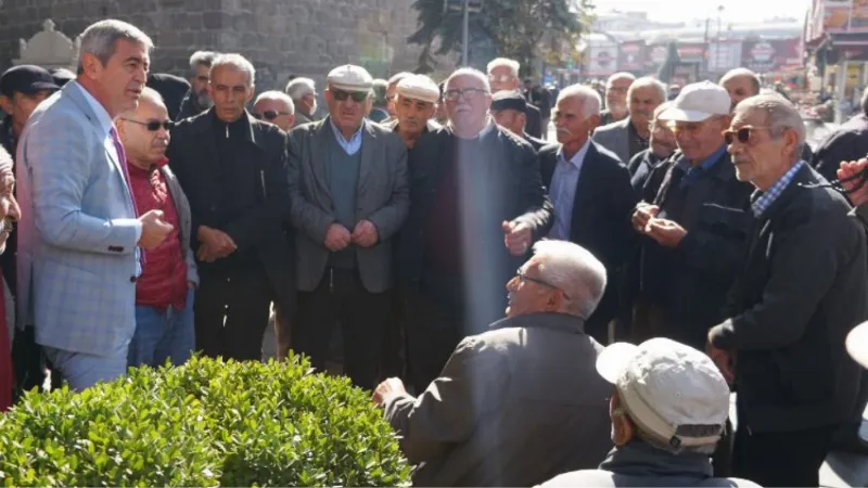 İYİ Parti Kayseri vatandaşı dinledi