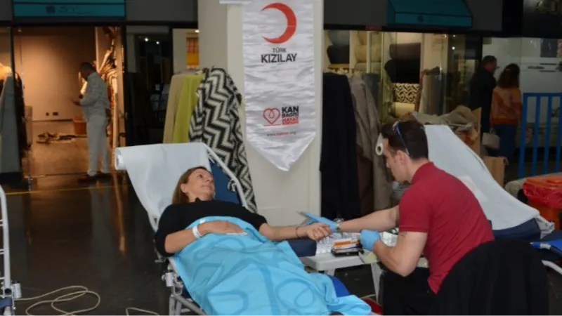 Bursa'da BUTTİM sakinlerinden Kızılay'a kan bağışı