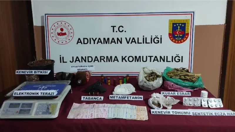 Adıyaman Kahta'da otel odasında uyuşturucu ticaretine gözaltı!